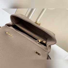Сумка LV Madeleine BB, модель M46008, черная с тиснением, маленьк