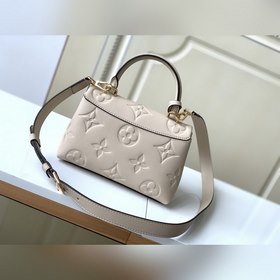 Сумка LV Madeleine BB, модель M46008, черная с тиснением, маленьк
