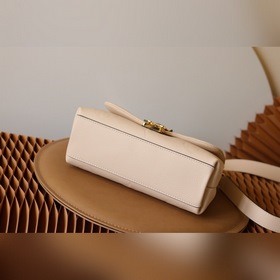 LV Madeleine BB сумка, модель M46008, белая с шелкографией Серия