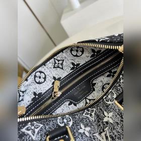 LV SPEEDY BANDOULIERE 25 Сумка-подушка Модель M59609 Черный деним