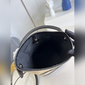 LV Модель M59962 Черный Серия сумок-ведра Плетеные вышивки Сумка-
