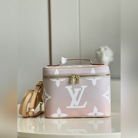 LV Модель M80357 NICE BB Косметичка Эта косметичка Nice BB выполн