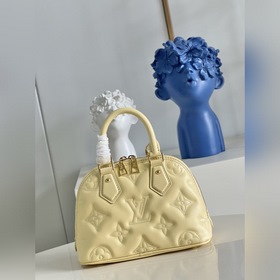 LV Alma BB сумка, модель M59821, желтая Сумка Alma BB воплощает 