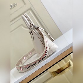 LV Alma BB сумка, модель M58706, бежевый Сумка Alma BB из яркой к