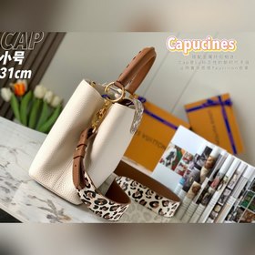 Средняя сумка LV Capucines, модель M58575, белый леопардовый прин