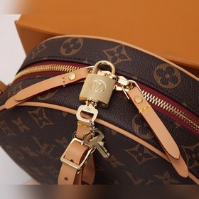 LV Лазерная фурнитура Boite Chapeau Мягкая сумка Модель： M52294 В