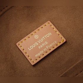 LV Лазерная фурнитура Boite Chapeau Мягкая сумка Модель： M52294 В