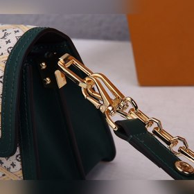 Сумка LV MINI DAUPHINE Модель： М53996 Тонкая стеганая ткань Malle