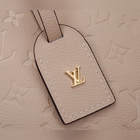 LV Boite Chapeau Souple Маленькая сумка Модель： M45167 Арт-директ
