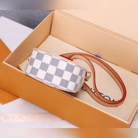 LV Neokapi Вертикальная сумка Модель： N60360 Эта сумка прямоуголь