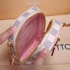 LV Neokapi Вертикальная сумка Модель： N60360 Эта сумка прямоуголь