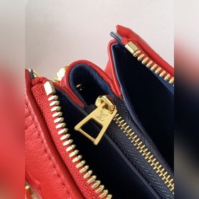 LV Модель M57792 Ярко-красная маленькая сумка с цепочкой через п