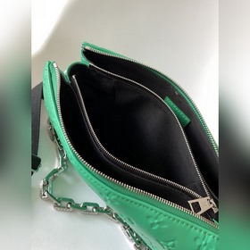 LV Модель M57936 Зеленая сумка Coussin Small с цепочкой через пле