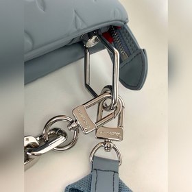 LV Модель M58699 Светло-синяя сумка Coussin Small с цепочкой чере