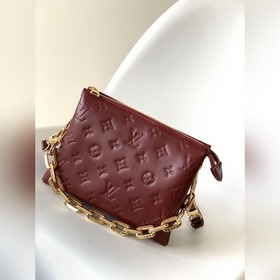 LV Модель M59275 Коричневая сумка Coussin Small с цепочкой Блесну