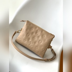 LV модель M58268, сумка Coussin BB, цвет： земляной желтый Эта сум