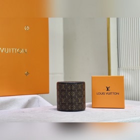 LV Louis Vuitton Шкатулка для украшений Этот шкатулка для украше