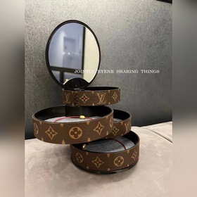 LV Louis Vuitton Шкатулка для украшений Этот шкатулка для украше