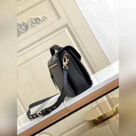 LV Модель m46028 Черный Сумка Pochette Metis через плечо Изготов