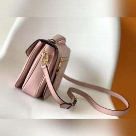 LV Модель M44018 Розовый Сумка POCHETTE MéTIS Сумка через плечо 