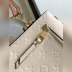 LV Модель M44881 Абрикосовый  Сумка POCHETTE MéTIS Сумка через п