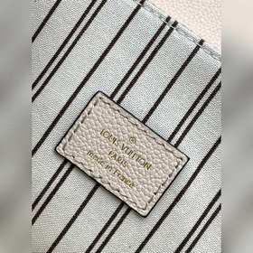LV Модель M44881 Абрикосовый  Сумка POCHETTE MéTIS Сумка через п