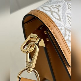 LV Dauphine маленькая сумка Модель M59480 Белый Эта сумка Dauph