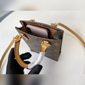 LV Petit Sac Plat сумка, модель M69442  Сумка Petit Sac Plat пре