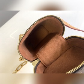 Сумка LV Phone Box, модель M44914 Арт-директор мужской линии пред