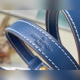 Средняя сумка LV Dauphine через плечо, модель M59631 Эта сумка D