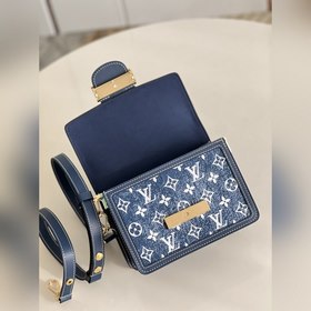 LV Dauphine Маленькая сумка через плечо Эта сумка Dauphine Small 