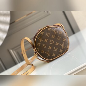 LV Модель M45149 BOTE CHAPEAU SOUPLE Маленькая сумка В сезоне вес