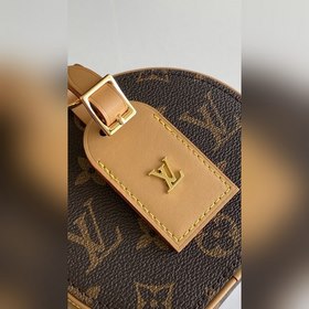 LV Модель M44699  BOITE CHAPEAU Мини-сумка Мини-сумка Boite Cha