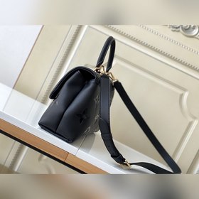 Средняя сумка LV Madeleine, модель M45976, черная Новая сумка ср