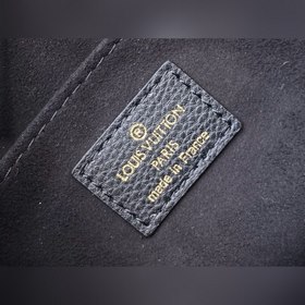 Средняя сумка LV Madeleine, модель M45976, черная Новая сумка ср