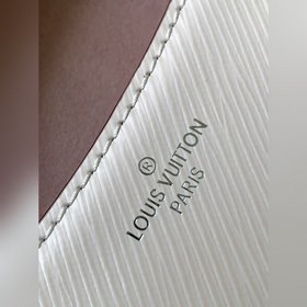 Сумка LV Buci через плечо, модель 59457, белая Эта сумка Buci из