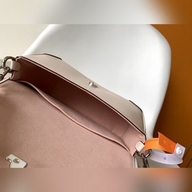 Сумка LV Buci через плечо, модель 59457, белая Эта сумка Buci из