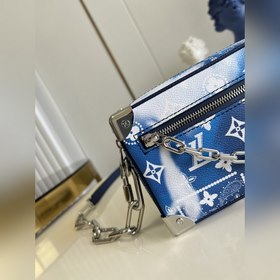 LV  Мини-сумка через плечо Mini Soft Trunk, модель M20557, синий