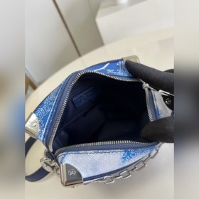 LV  Мини-сумка через плечо Mini Soft Trunk, модель M20557, синий