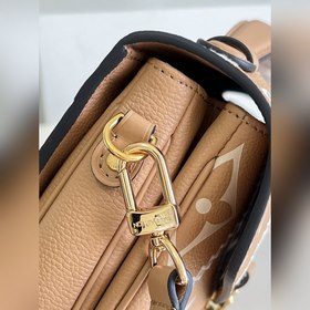 LV Модель M46028 Коричневый Сумка Pochette Metis через плечо Из