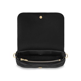 LV Wallet on Strap Сумка Модель： M81398 Эта сумка Wallet on Strap