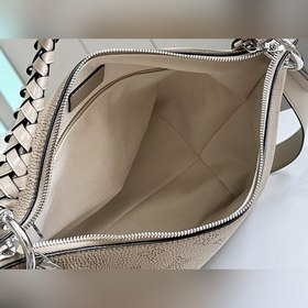 Средняя сумка LV Beaubourg Hobo Модель M56084  Средняя сумка Be