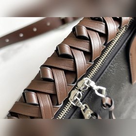 Средняя сумка LV Beaubourg Hobo, модель M56084  Средняя сумка Be