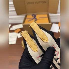 LV Модель M45985 Сумка через плечо