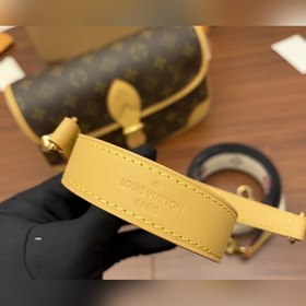 LV Модель M45985 Сумка через плечо
