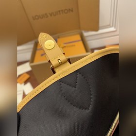 LV Модель M45985 Сумка через плечо