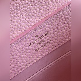 LV Модель M59850 Star Dust Pearl Powder, полностью кожаная серия 