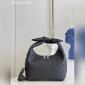 LV  Модель M20700 Черный Кожаная сумка для покупок Why Knot Мал