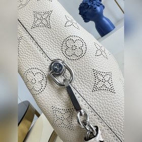 LV Модель M20700 Белый Кожаная сумка для покупок Why Knot Мален