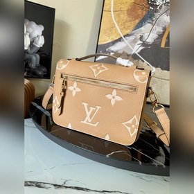 LV Pochette Métis сумка, модель M46018, коричневая с шелкографией